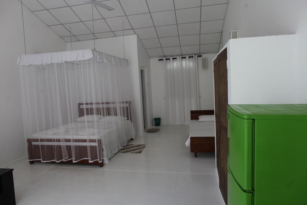 Chitra Ayurveda Hotel Бентота Стая снимка