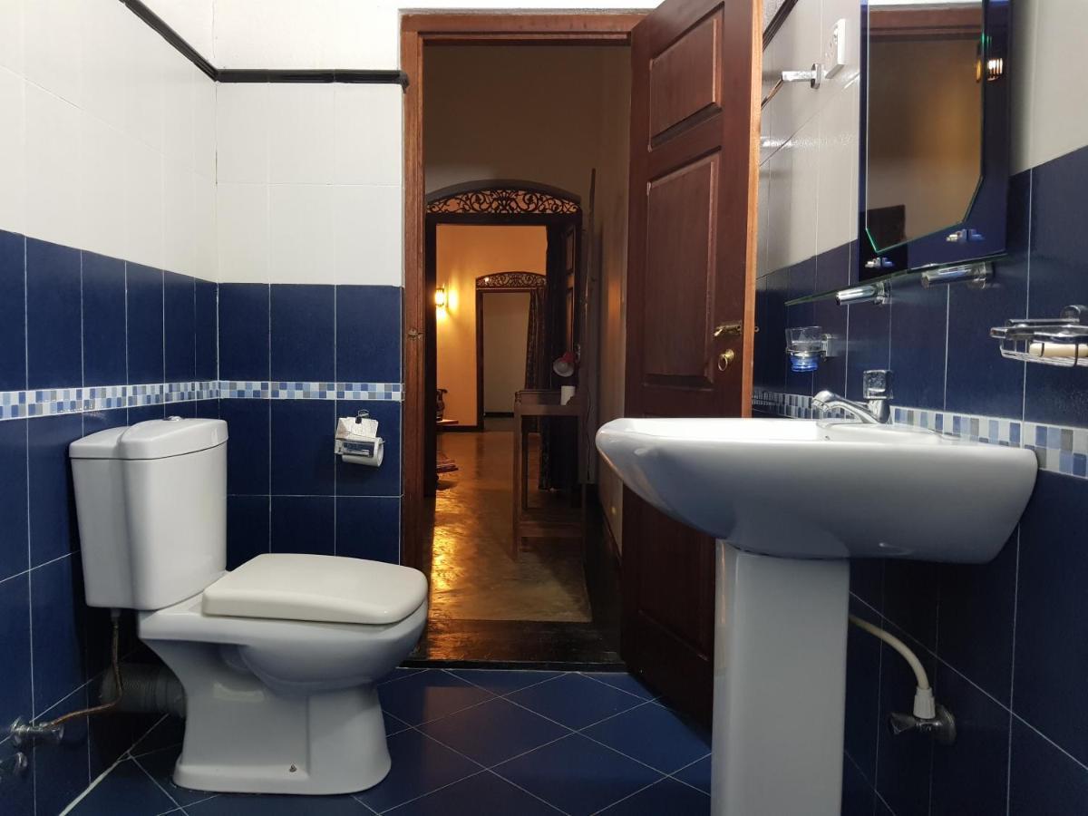 Chitra Ayurveda Hotel Бентота Екстериор снимка