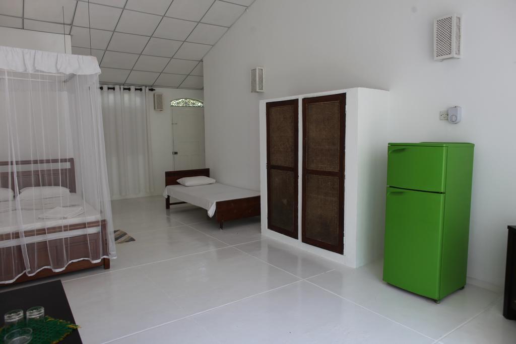 Chitra Ayurveda Hotel Бентота Екстериор снимка