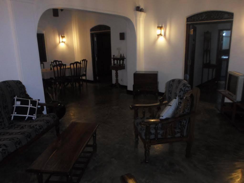 Chitra Ayurveda Hotel Бентота Екстериор снимка